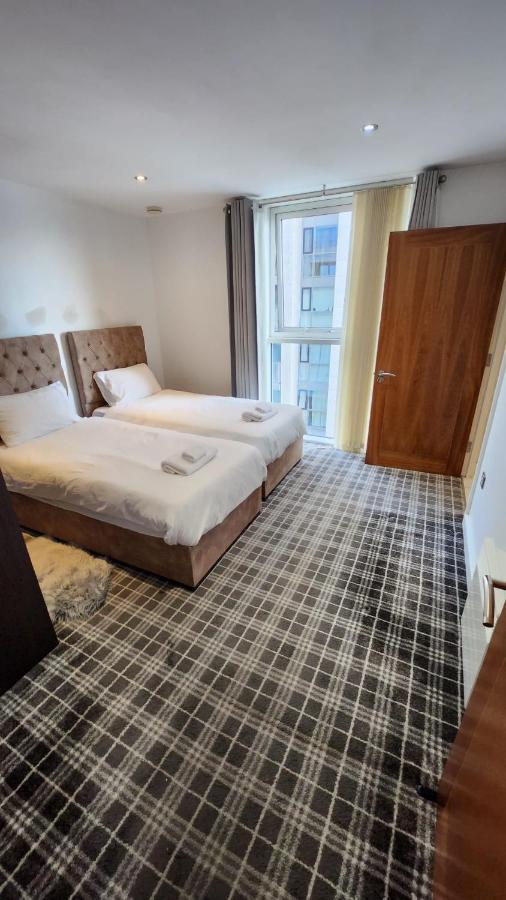 Luxury 2 Bed Apartment Excel Londres Extérieur photo